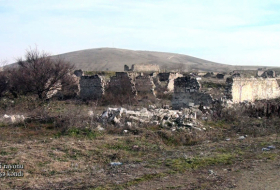   Le ministère de la Défense diffuse une   vidéo   du village de Khélefché de la région de Fuzouli  