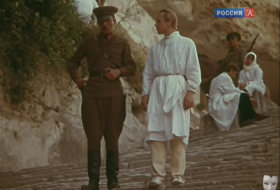   Le secret d'une scène étrange dans un film soviétique  ou des raisons cachées de la profanation des tombes par des Arméniens -  VIDEO  
