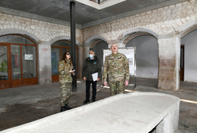  Ilham Aliyev et sa famille ont visité le complexe historique et architectural de caravansérail à Choucha -  PHOTOS  