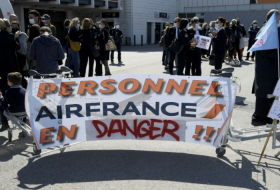Crise du Covid-19: Air France étudie plusieurs options pour réaliser des économies supplémentaires