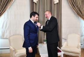  Selcuk Bayraktar a reçu l'Ordre du Karabagh 
