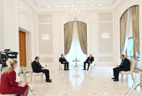   Le président Aliyev donne des instructions au ministère de l'Éducation dans le cadre de la guerre patriotique  