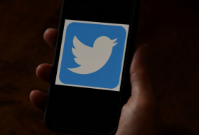 Suspension des comptes Twitter qui relaient la parole de Donald Trump, banni à vie du réseau