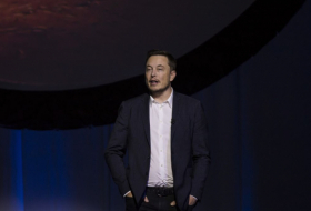 Espace: Musk avance une date pour le vol sans pilote sur Mars