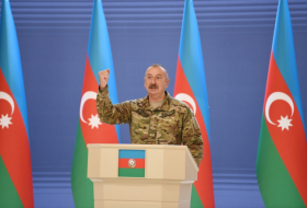  Des préparatifs doivent être effectués pour un accord de paix - Commandant suprême de l'armée azerbaïdjanaise 