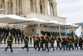  L’Azerbaïdjan célèbre la Journée des forces armées