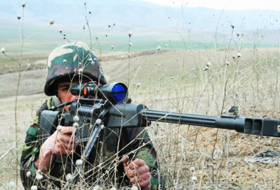   Les forces arméniennes rompent le cessez-le-feu dans deux directions  