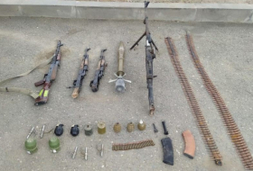   La police azerbaïdjanaise trouve des armes et des munitions abandonnées par des Arméniens à Choucha  