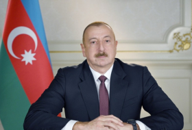  Le président Ilham Aliyev a récompensé les paralympiens azerbaïdjanais 