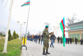  Le président azerbaïdjanais signe un décret de conscription 