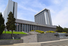 Le Parlement azerbaïdjanais termine sa session d'automne