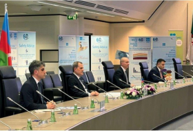  Le ministre azerbaïdjanais des Affaires étrangères s'entretient avec le secrétaire général de l'OPEP 