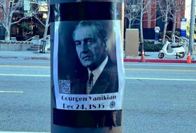   Los Angeles: Des inconnus ont affiché des photos d'un terroriste arménien devant le consulat azerbaïdjanais  