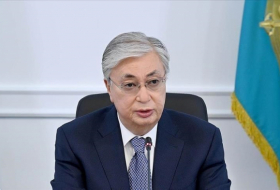   Le Parlement kazakh approuve le projet de loi abolissant les pouvoirs présidentiels de Nazarbaïev  