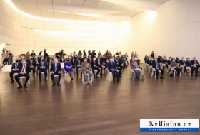  Le Centre Heydar Aliyev accueille la cérémonie de présentation du site zefer.az - PHOTOS