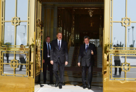  Le président Ilham Aliyev s'est rendu au Turkménistan 