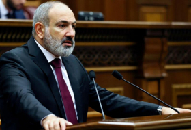  Le Premier ministre arménien Pashinyan cherche à mettre fin à la présence militaire russe dans la région (expert) 