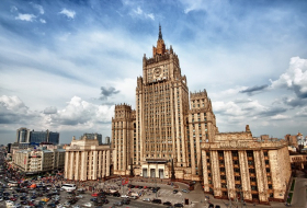   Moscou se dit en contact étroit avec Bakou et Erevan  