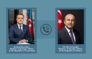  Le chef de la diplomatie azerbaïdjanaise a eu un entretien téléphonique avec son homologue turc 