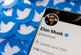 Musk finalise le rachat de Twitter, licencie plusieurs dirigeants