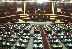  Le Parlement azerbaïdjanais condamne la récente résolution du Sénat français 