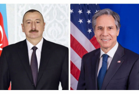   Le président Ilham Aliyev s'entretient par téléphone avec le secrétaire d'État américain Blinken  