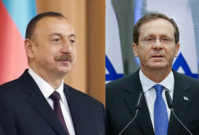  Les présidents azerbaïdjanais et israélien s'entretiennent par téléphone 