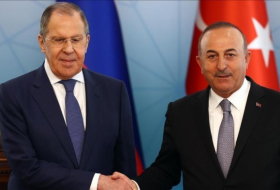   Cavusoglu et Lavrov discutent des récents développements dans le Caucase  