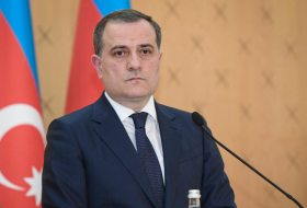   L'Arménie a présenté un nouveau paquet de propositions à Bakou avant la réunion de Moscou  