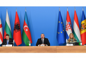 Ilham Aliyev : Je suis sûr que la Roumanie et la Hongrie ne seront pas le dernier point d'énergie verte