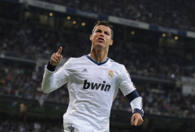Football : Cristiano Ronaldo inscrit un quadruplé en Arabie Saoudite et dépasse une barre mythique