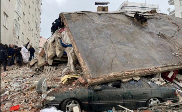   Nouveau bilan du séisme en Turkiye: près de 3 000 morts  