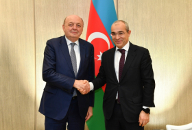 Le ministre azerbaïdjanais de l’Économie s’entretient avec le ministre italien de l’Environnement et de la Sécurité énergétique
