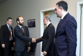 Les ministres des Affaires étrangères de l'Azerbaïdjan et de l'Arménie se rencontreront à Moscou