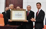   Türkiye: Erdogan prend officiellement ses fonctions après avoir prêté serment devant le Parlement  