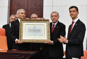   Türkiye: Erdogan prend officiellement ses fonctions après avoir prêté serment devant le Parlement  