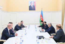 Ali Assadov rencontre une délégation du groupe BP