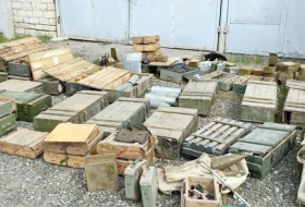 De nouveaux engins de combat et munitions confisqués au Karabagh