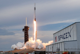 SpaceX signe un accord pour le lancement de 4 satellites européens, rapporte le Wall Street Journal