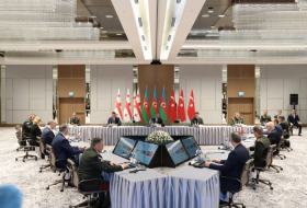 Bakou : Rencontre tripartite des ministres de la Défense de l’Azerbaïdjan, de la Türkiye et de la Géorgie 