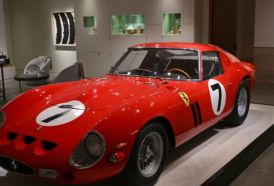 Une Ferrari adjugée 51,7 millions de dollars, deuxième voiture la plus onéreuse aux enchères