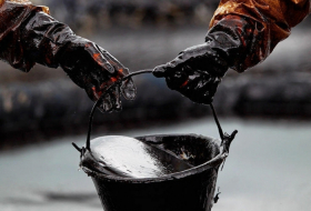 Les cours du pétrole en forte baisse sur les bourses mondiales