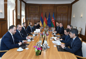 L'Azerbaïdjan et l'Arménie conviennent de poursuivre les négociations - Mise à Jour