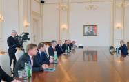Le président Ilham Aliyev s'entretient avec le directeur général du Comité oriental de l’économie allemande 