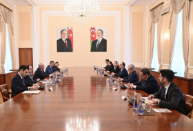 Le Premier ministre azerbaïdjanais s'entretient avec le président albanais