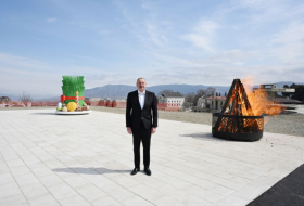  Ilham Aliyev a félicité le peuple azerbaïdjanais à l’occasion de la fête de Novrouz 