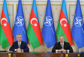   L'Azerbaïdjan et l'Arménie ont la possibilité de parvenir à une paix durable, selon Stoltenberg  