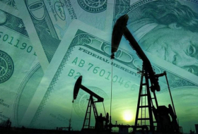 Le prix du pétrole azerbaïdjanais termine en baisse