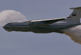 Un avion militaire russe s'écrase au large de la Crimée, le pilote survit