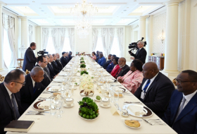   Un déjeuner officiel a été offert en l’honneur du président congolais  